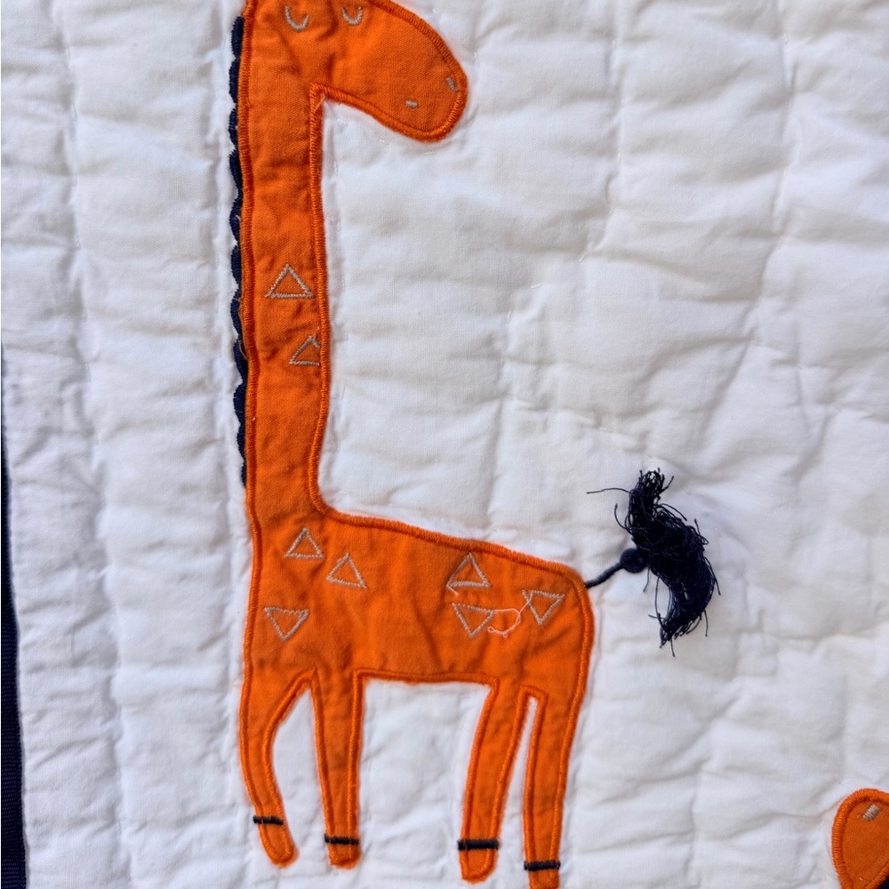 Pottery Barn Kids Harper Giraffe Nursery Quilt Animal Print Quilted Blanket - Picture 4 of 7
